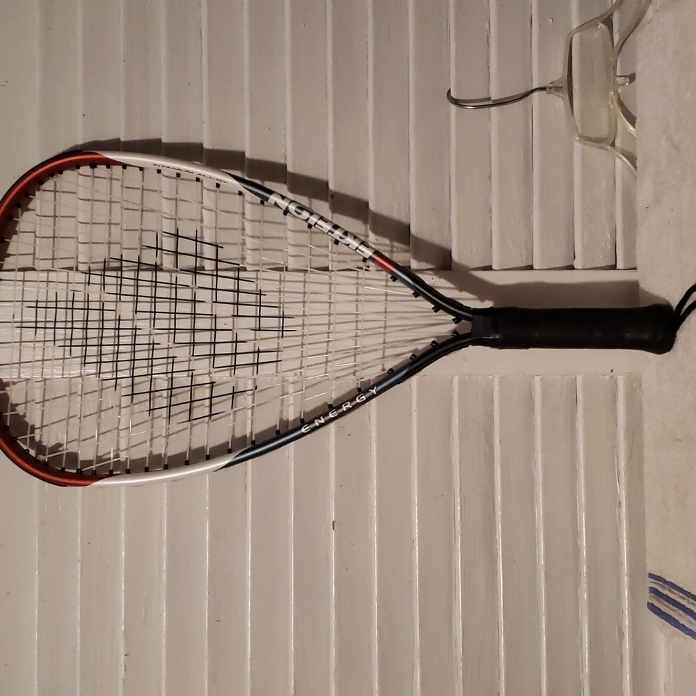 Ektelon Racket - Picture 4 of 11
